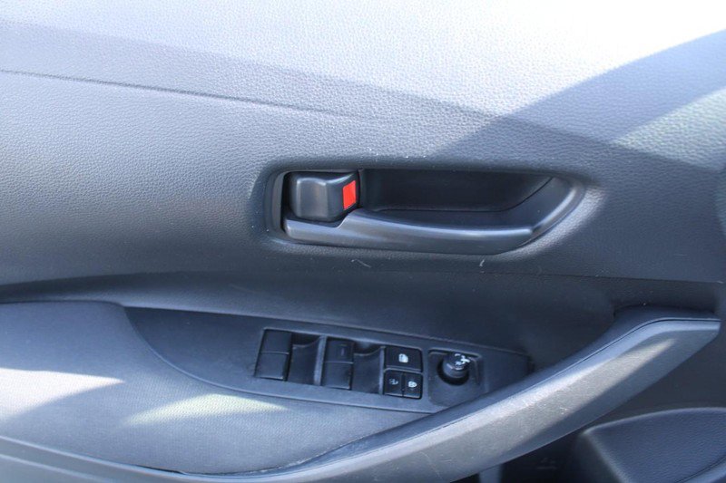 Used 2022 Toyota Corolla LE FWD image 15