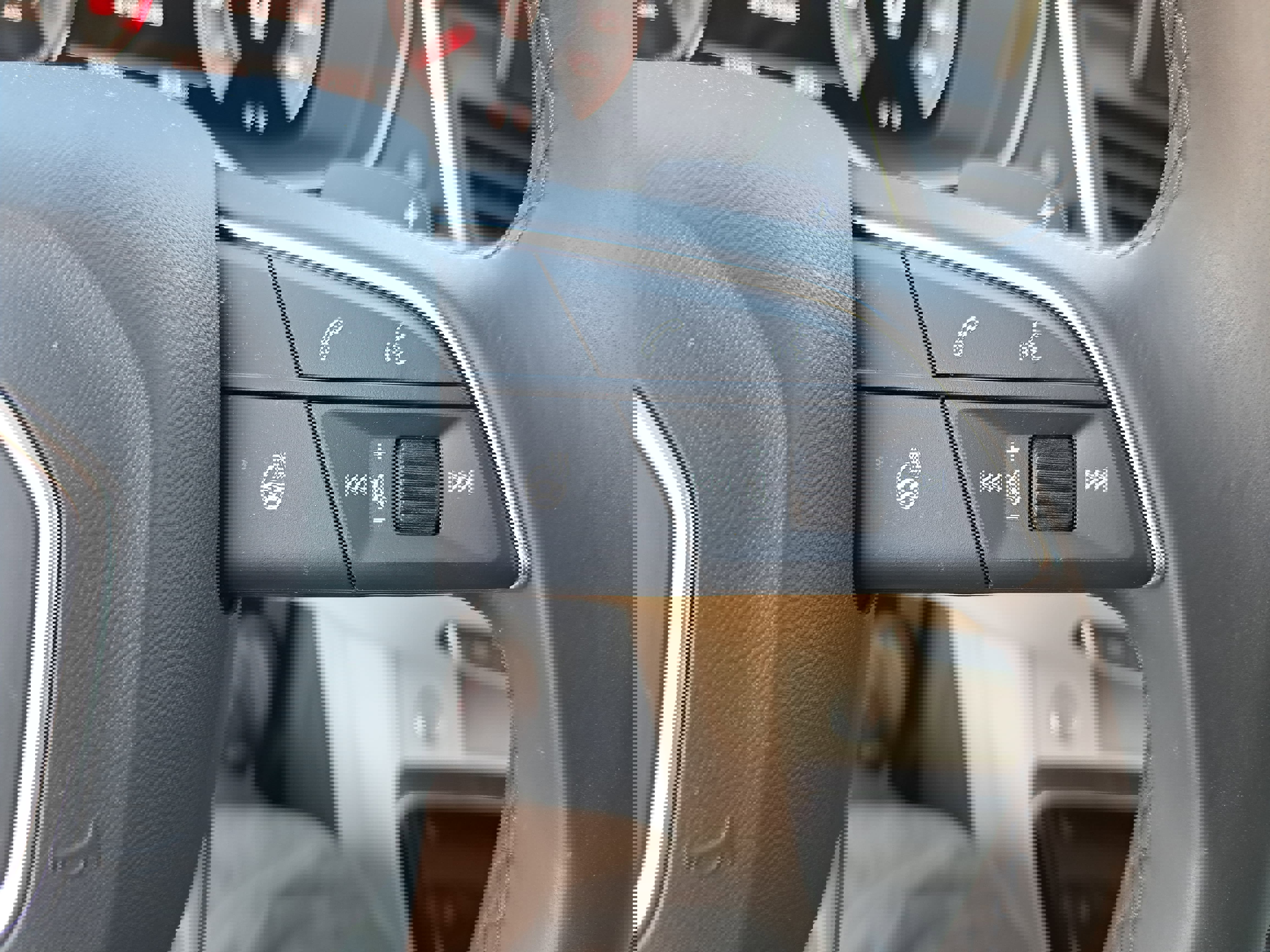 Used 2025 Audi Q5 2.0T Premium image 18