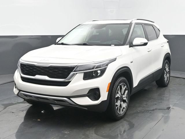 Used 2022 Kia Seltos EX AWD/4WD image 1