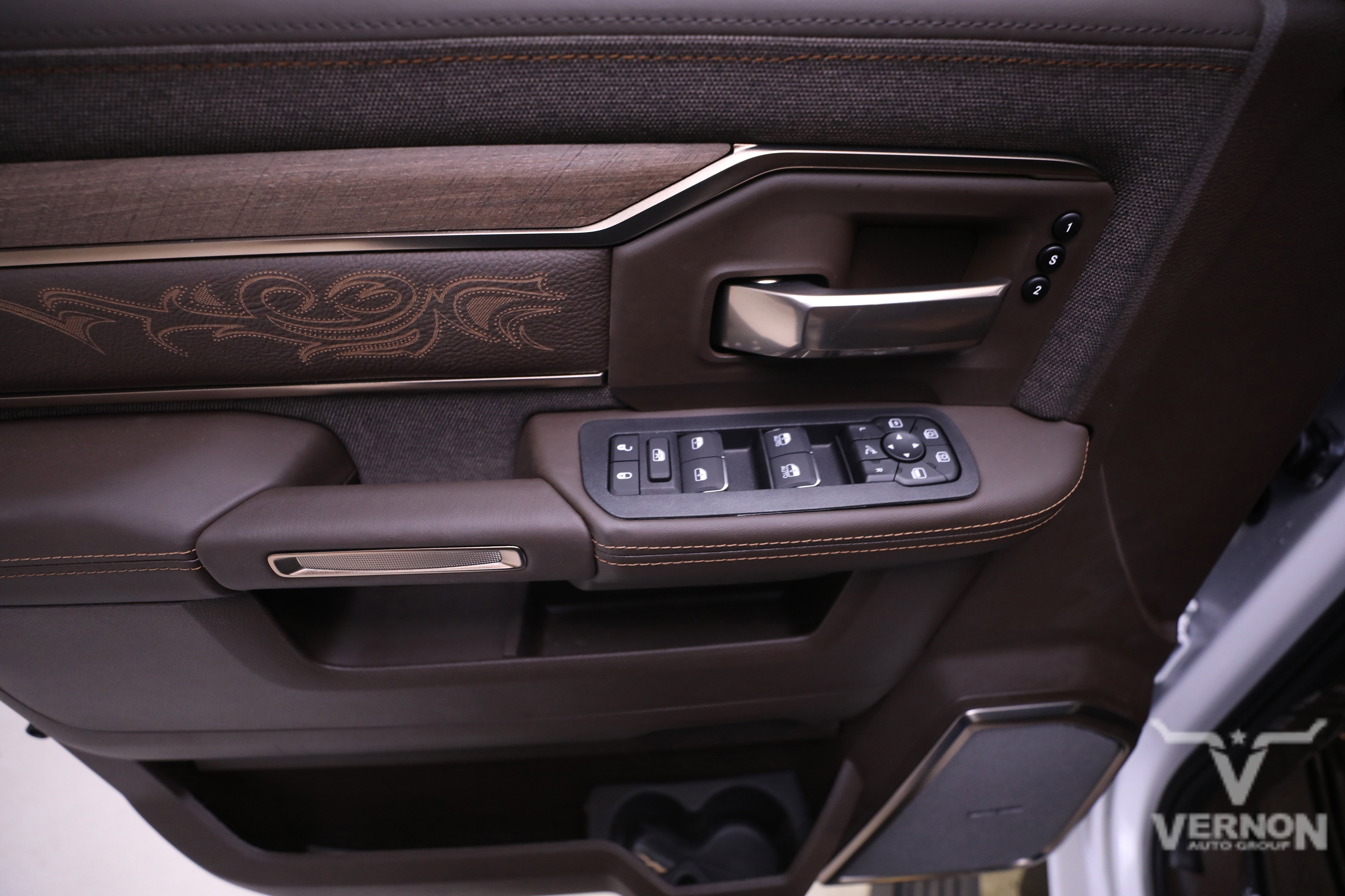 New 2026 RAM 3500 Limited image 19