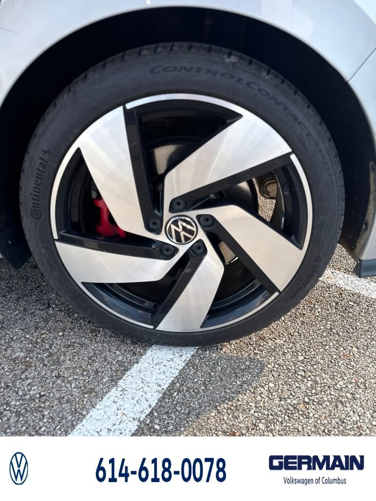 Used 2022 Volkswagen GTI S FWD image 15