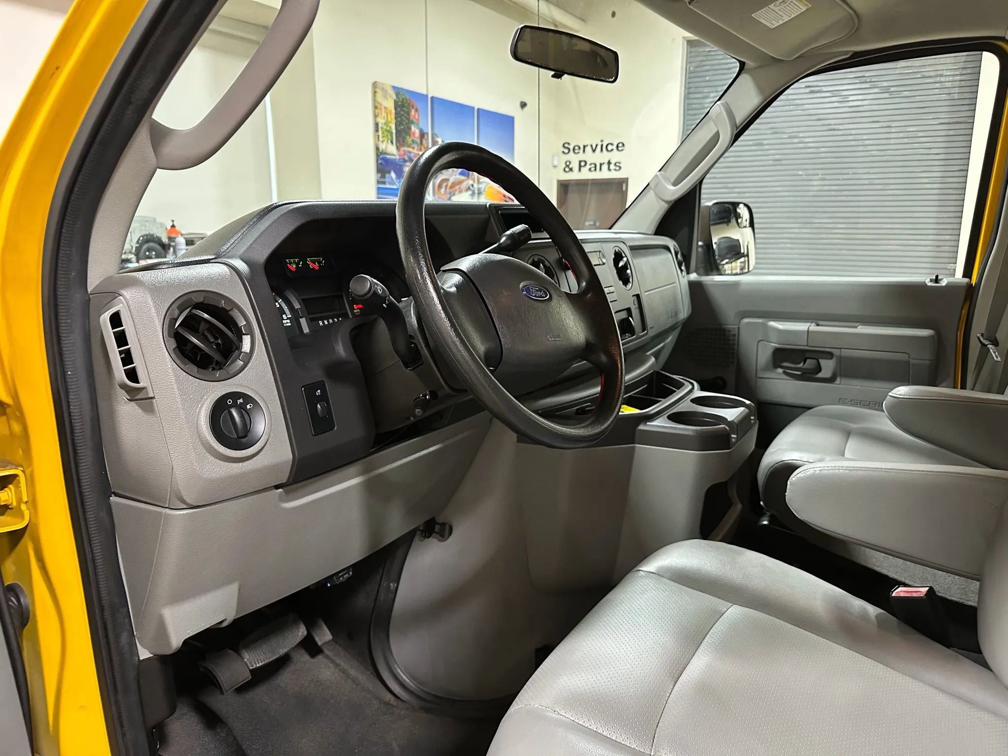 Used 2011 Ford E-150 and Econoline 150 Wagon image 23