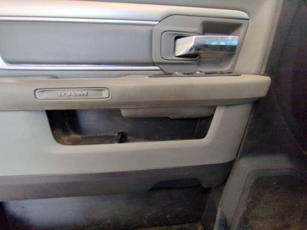 Used 2015 RAM 2500 Big Horn image 13