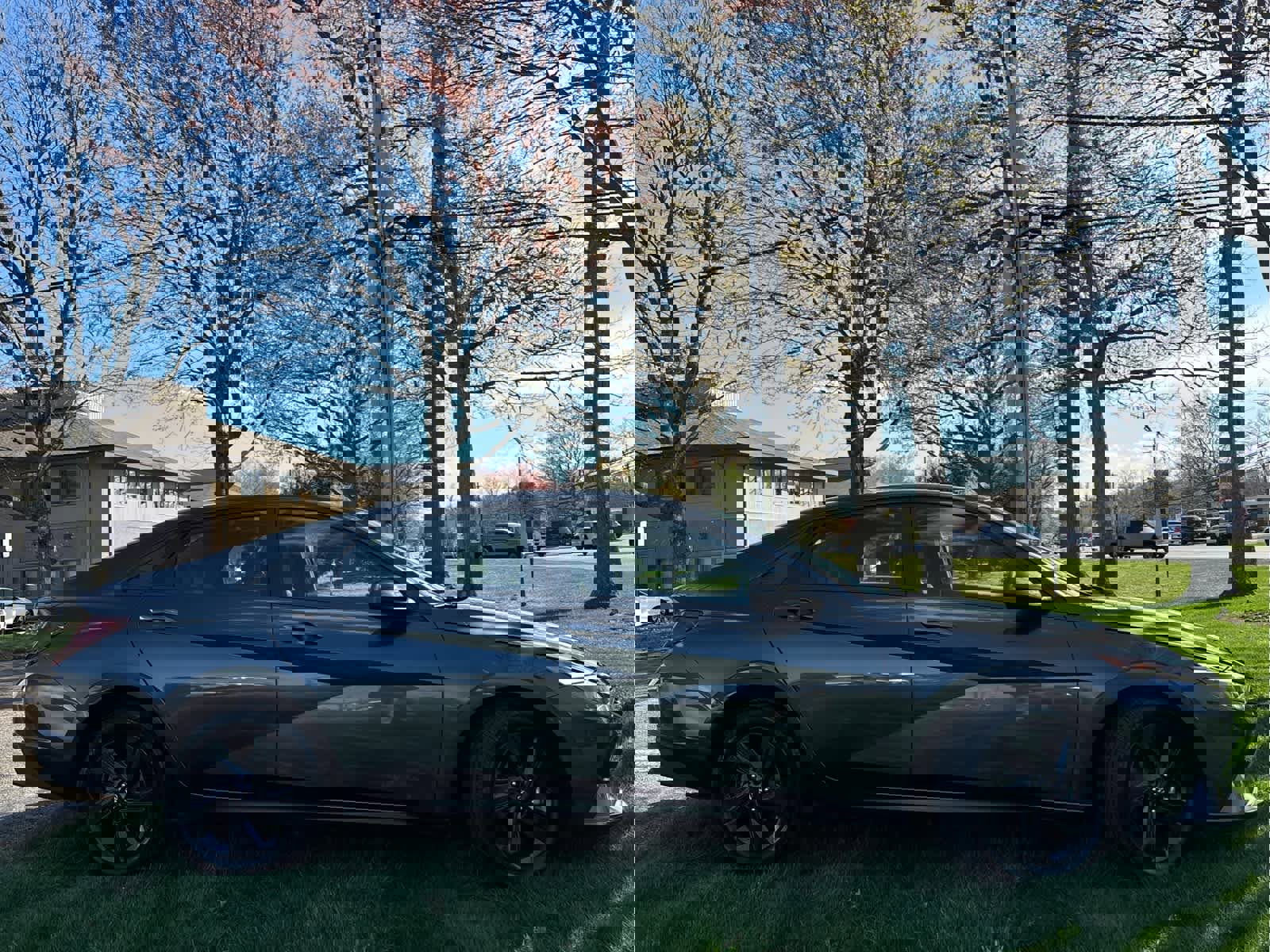 Used 2023 Hyundai Elantra SEL image 3