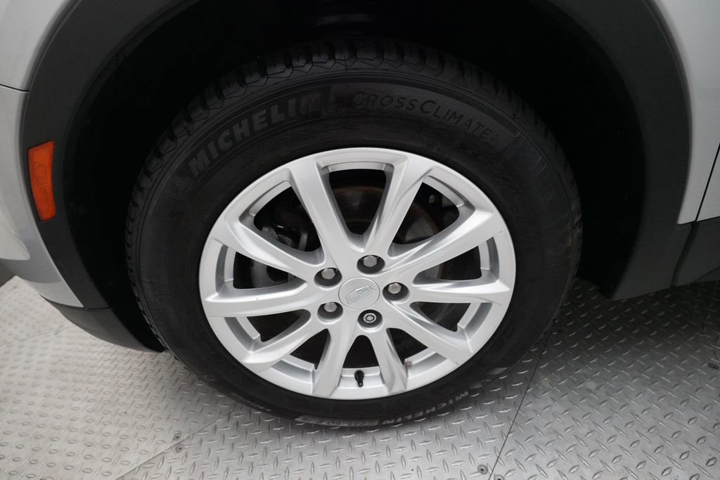 Used 2019 Cadillac XT4 Luxury w/ Cold Weather Package FWD image 26