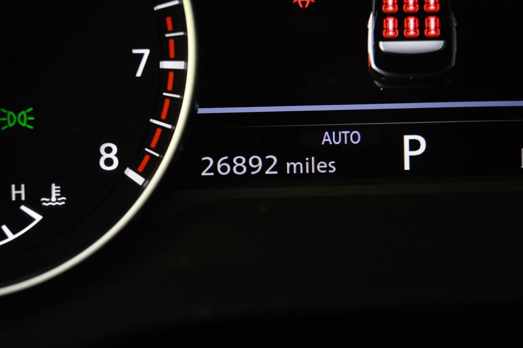 Used 2024 Nissan Pathfinder SL AWD/4WD image 27