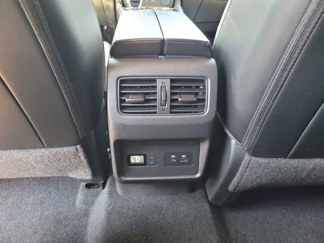 Certified 2023 Nissan Rogue SL w/ SL Premium Package AWD/4WD image 17