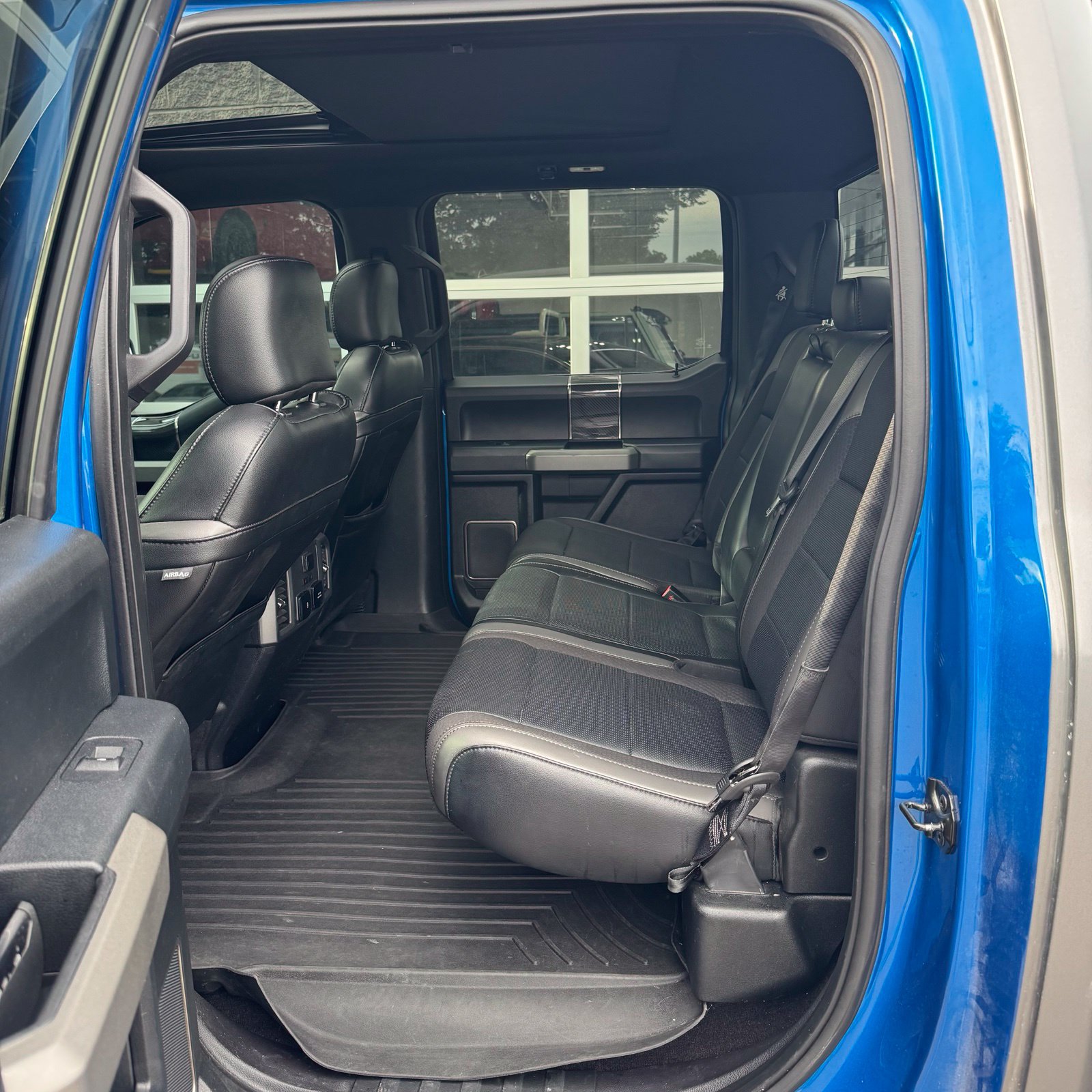 Used 2019 Ford F150 Raptor w/ Equipment Group 802A Luxury AWD/4WD image 13