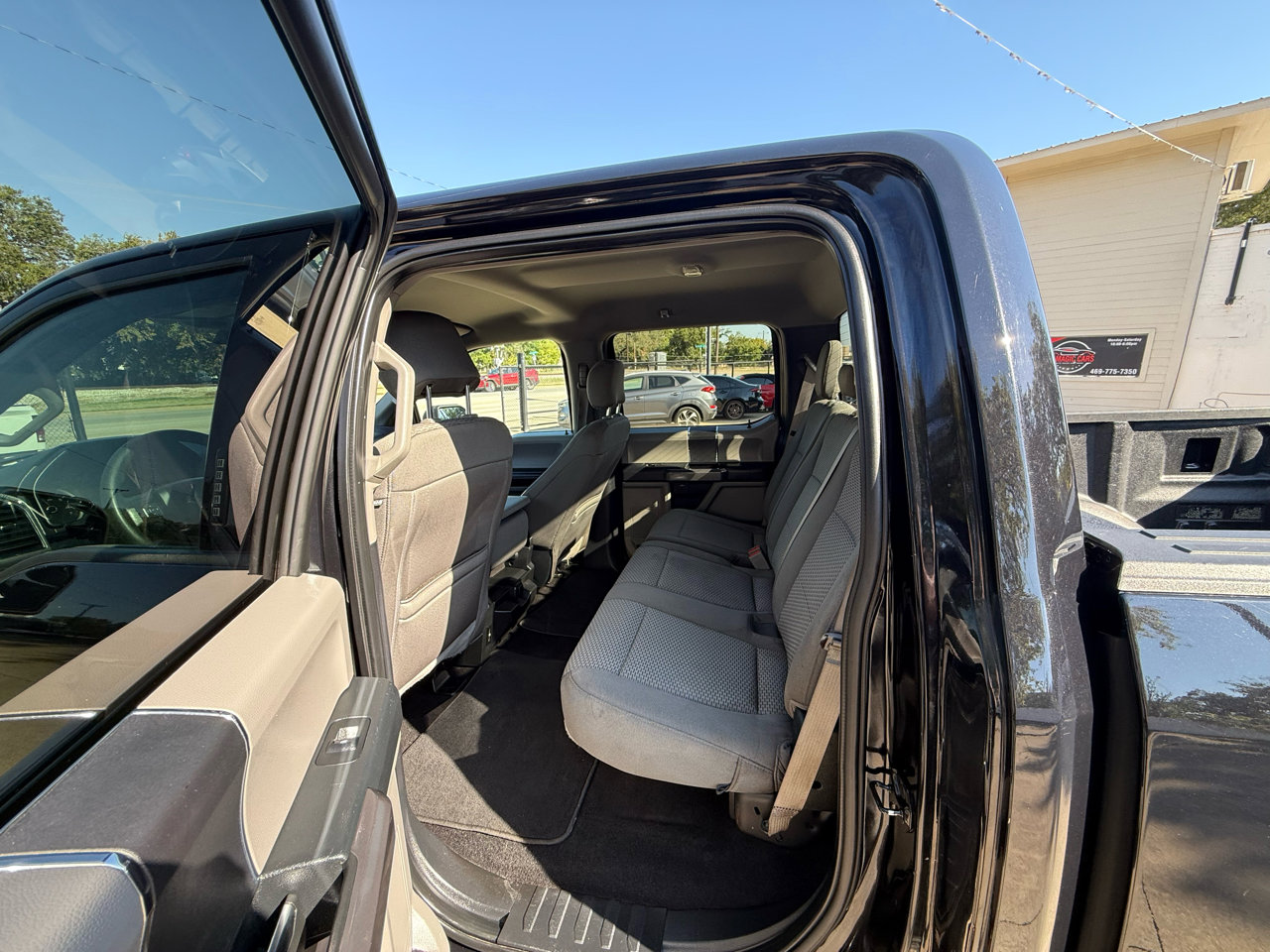 Used 2020 Ford F150 XLT w/ Equipment Group 301A Mid image 8