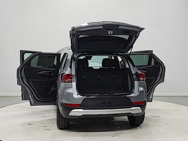 Used 2026 Chevrolet TrailBlazer LT FWD image 14