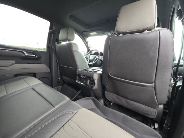 Used 2022 Chevrolet Silverado 1500 ZR2 w/ Technology Package AWD/4WD image 18