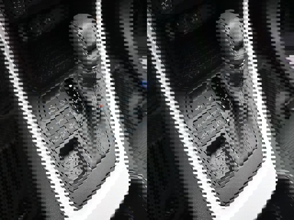 New 2025 Toyota RAV4 LE image 28