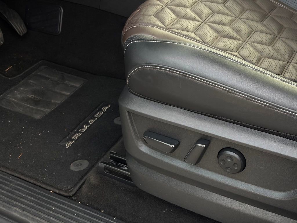 Used 2025 Nissan Armada Platinum image 13