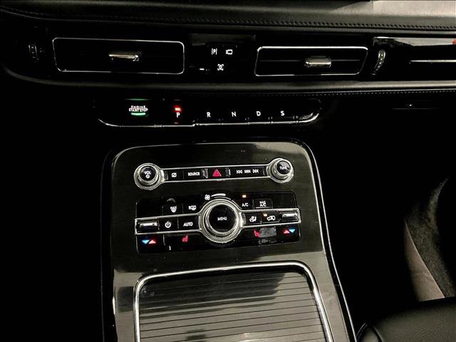 Used 2023 Lincoln Nautilus FWD w/ Premium Package image 24