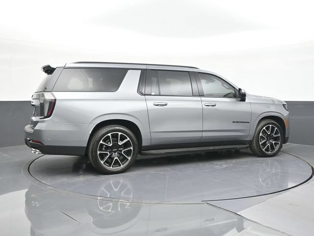 New 2026 Chevrolet Suburban RST w/ RST Capability Package AWD/4WD image 11