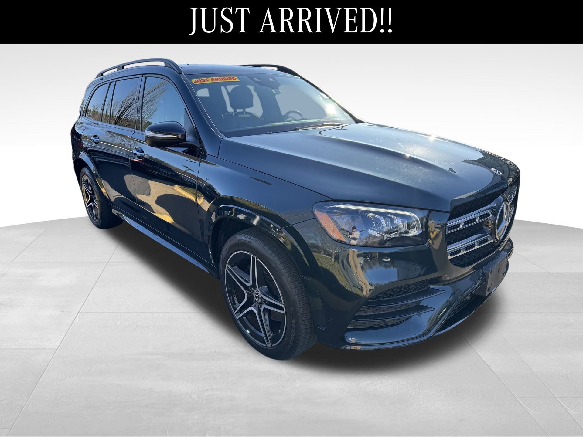 Used 2022 Mercedes-Benz GLS 450 4MATIC image 1