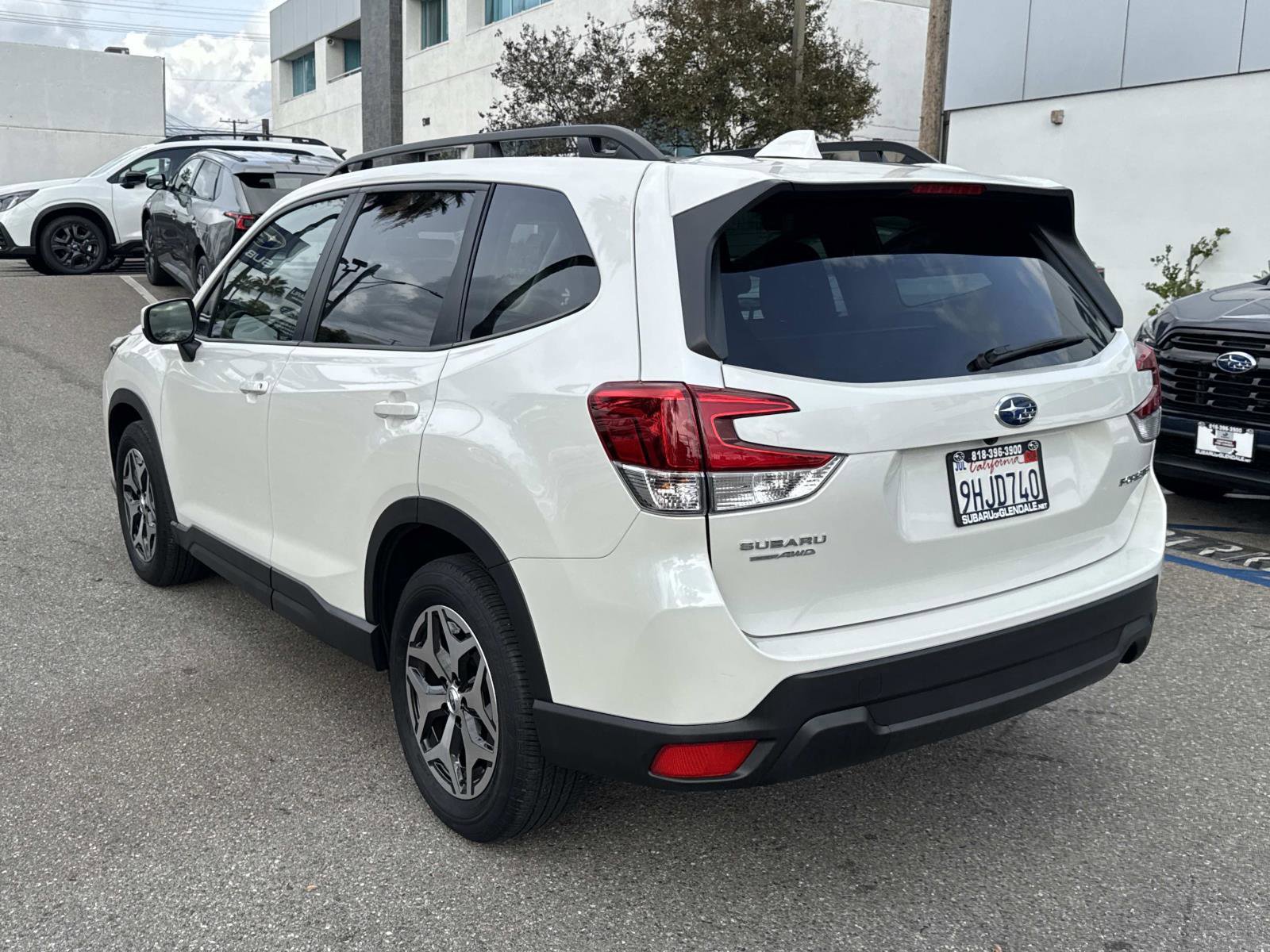 Used 2023 Subaru Forester Premium image 6