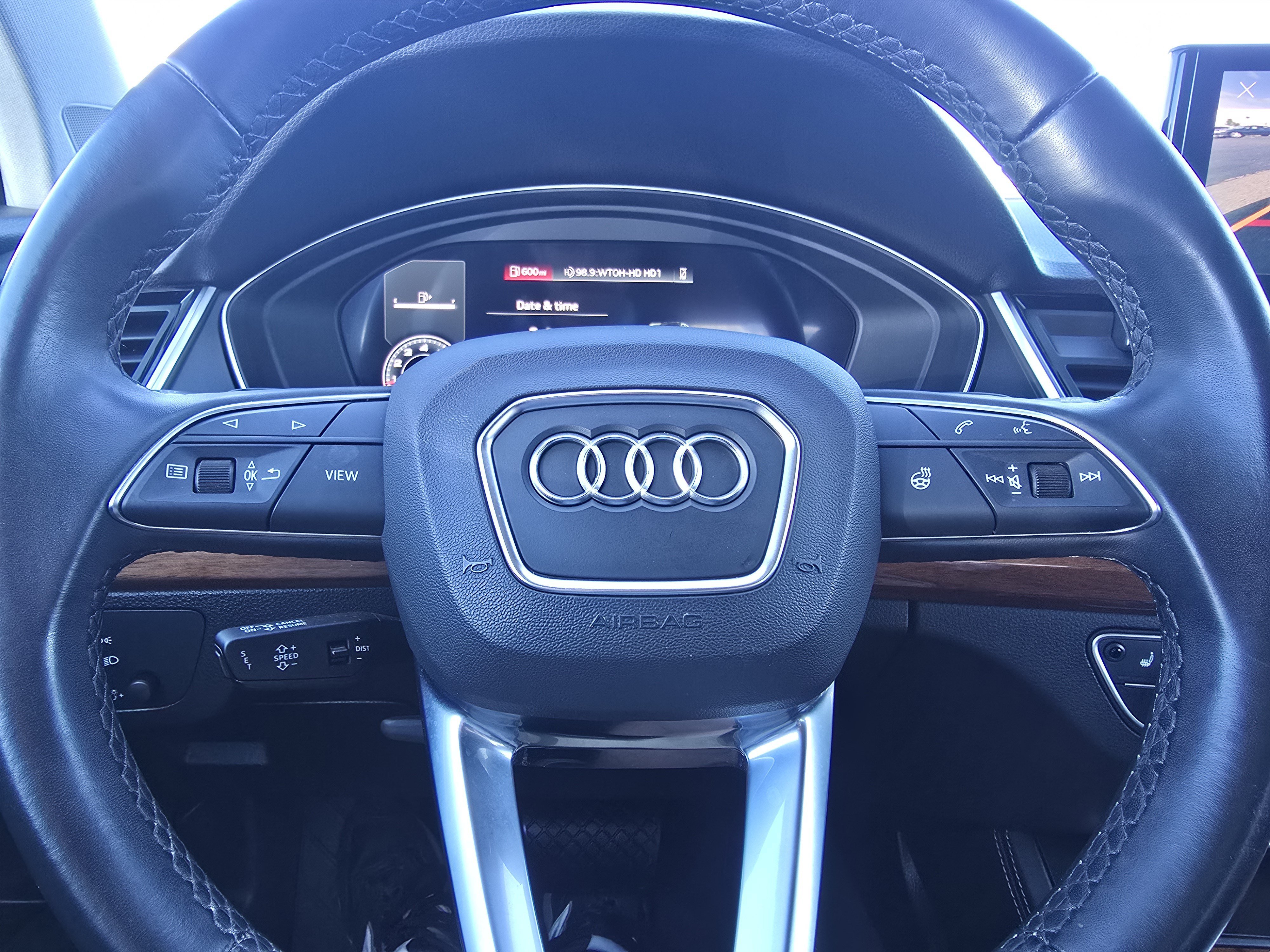 Used 2021 Audi Q5 2.0T Premium Plus w/ Premium Plus Package AWD/4WD image 23