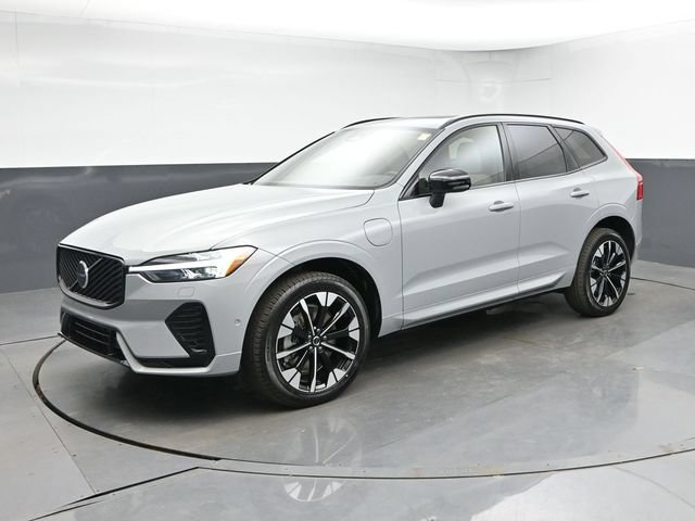New 2026 Volvo XC60 T8 Plus w/ Protection Package Premier AWD/4WD image 4