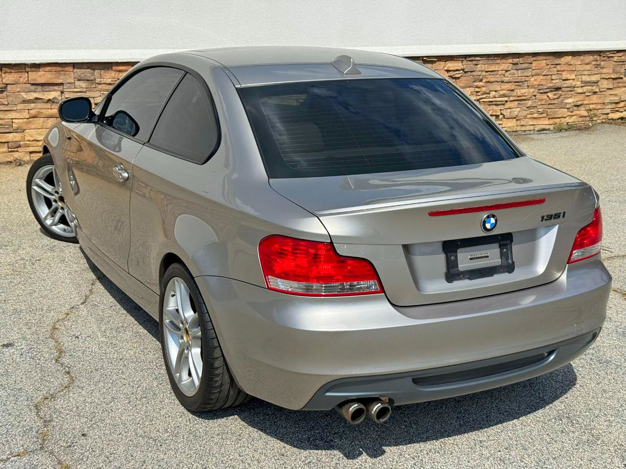 Used 2010 BMW 135i Coupe RWD image 9