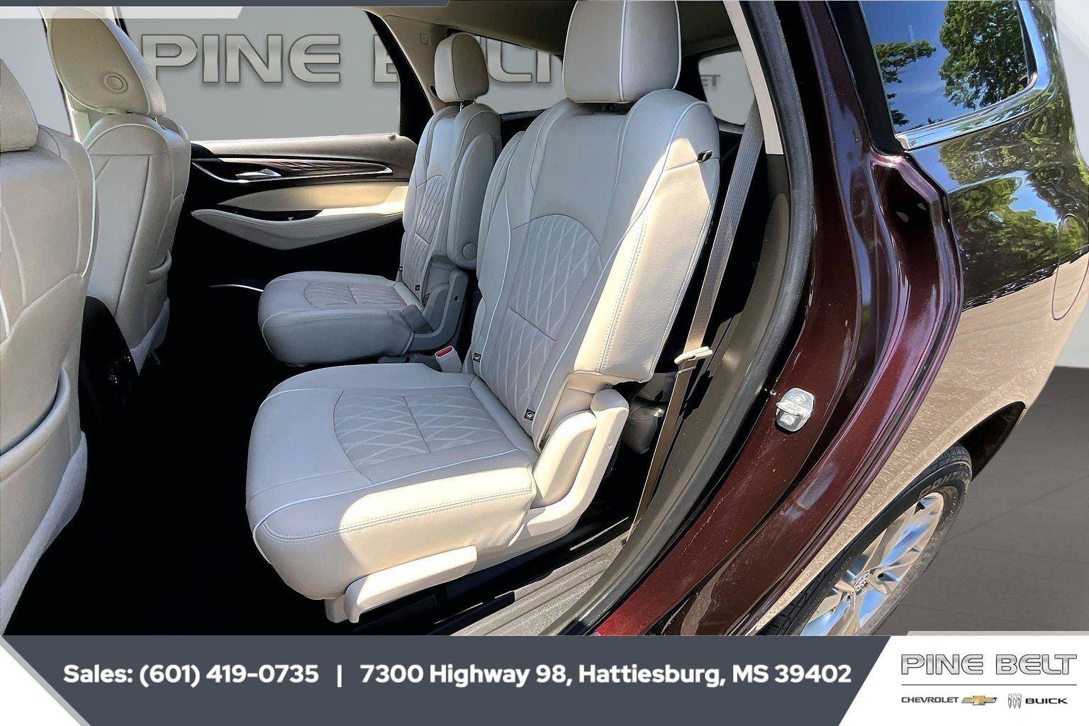 Used 2023 Buick Enclave Avenir w/ Avenir Technology Package AWD/4WD image 21
