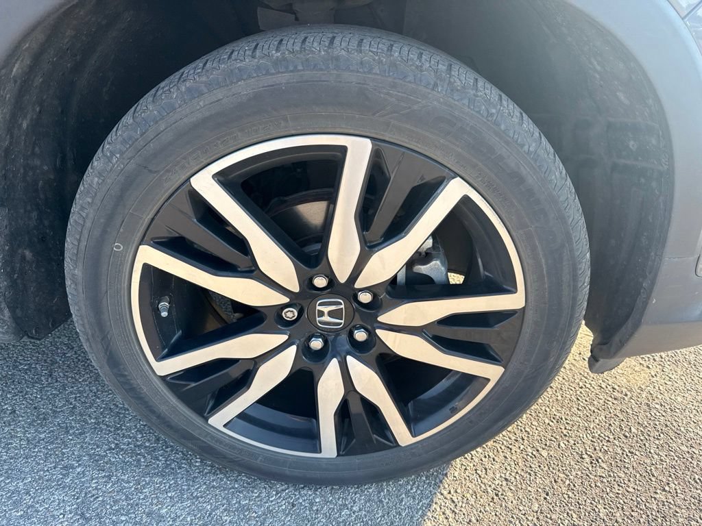Used 2019 Honda Pilot Elite image 6