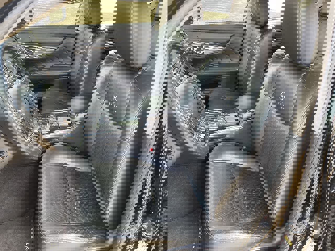 Used 2012 INFINITI M37 x w/ Premium Pkg image 12