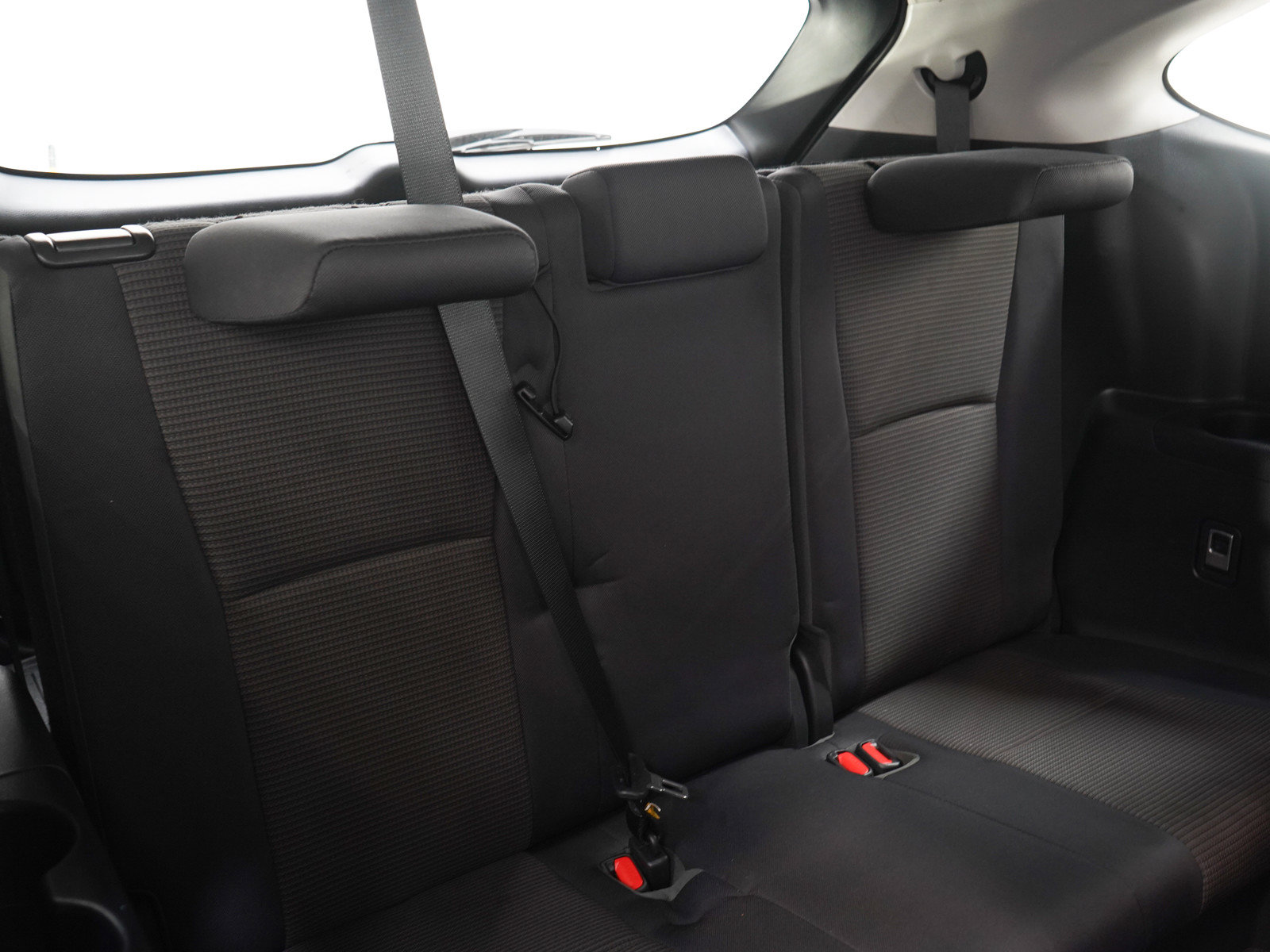Used 2023 Toyota Highlander L AWD/4WD image 14