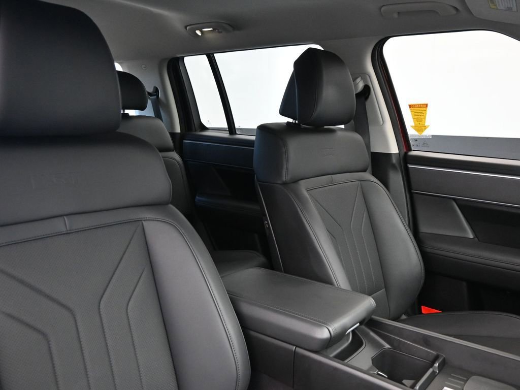 Used 2024 Hyundai Santa Fe XRT image 11