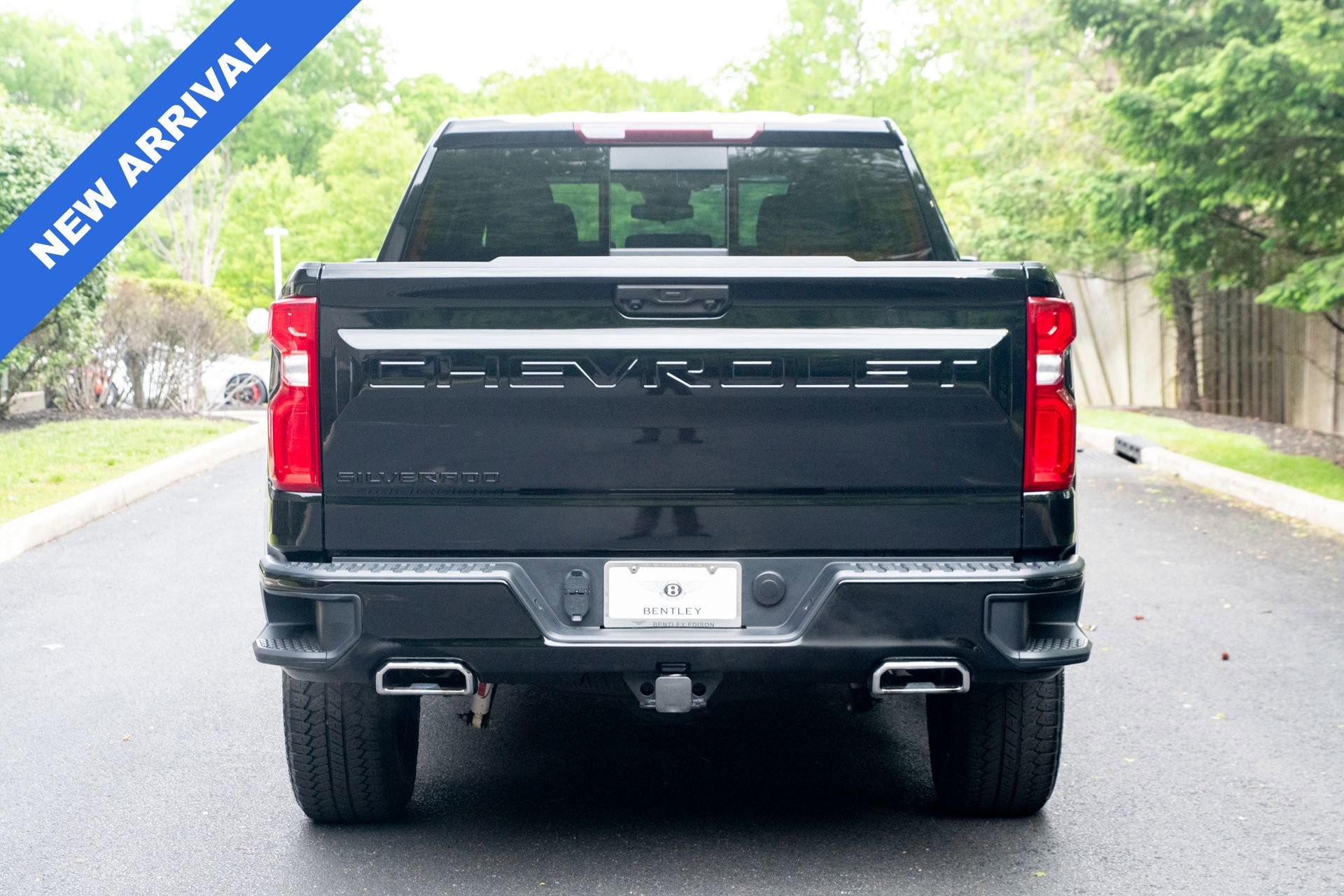 Used 2025 Chevrolet Silverado 1500 LT Trail Boss w/ Convenience Package II AWD/4WD image 5