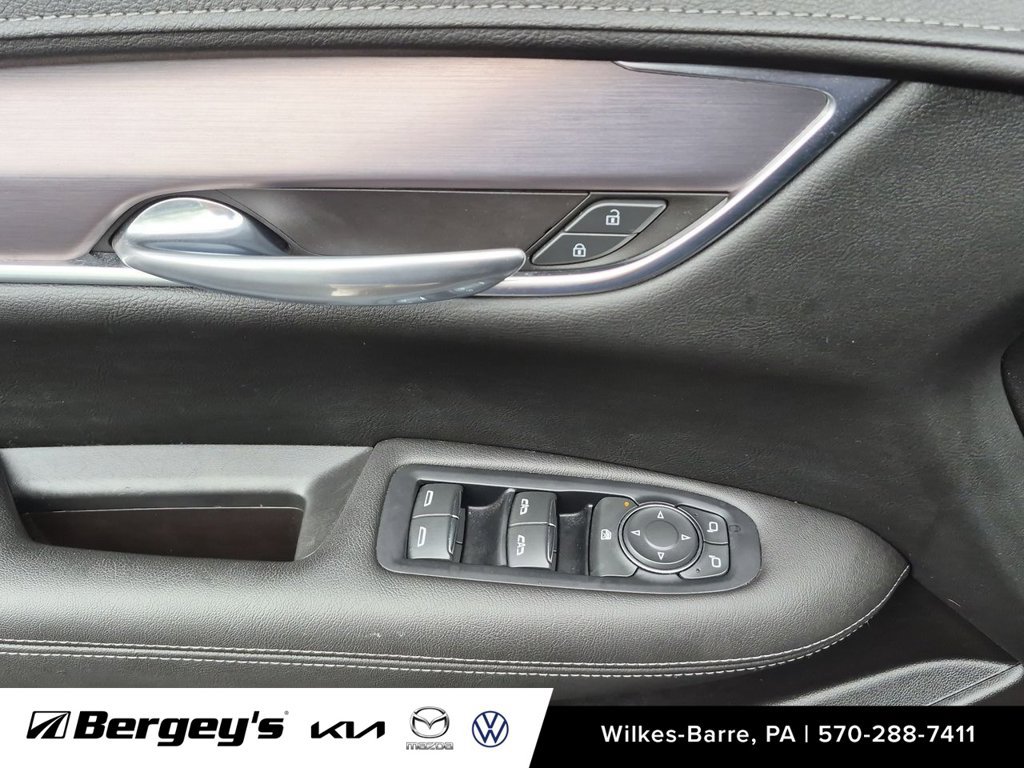 Used 2022 Cadillac XT5 Luxury AWD/4WD image 22