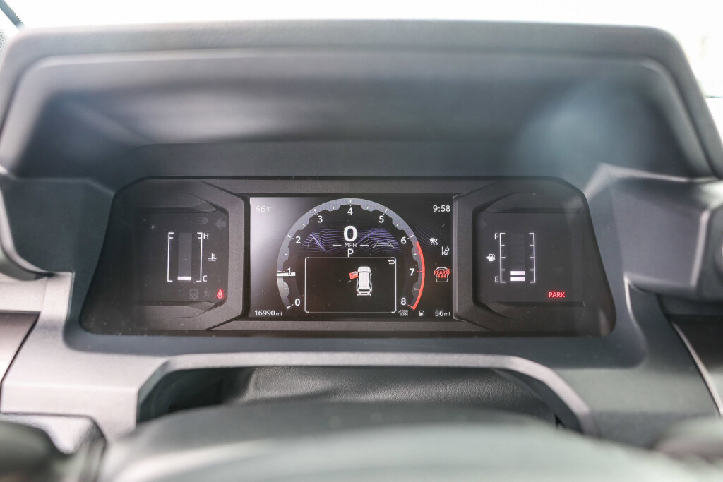 Certified 2025 Toyota 4Runner SR5 AWD/4WD image 14