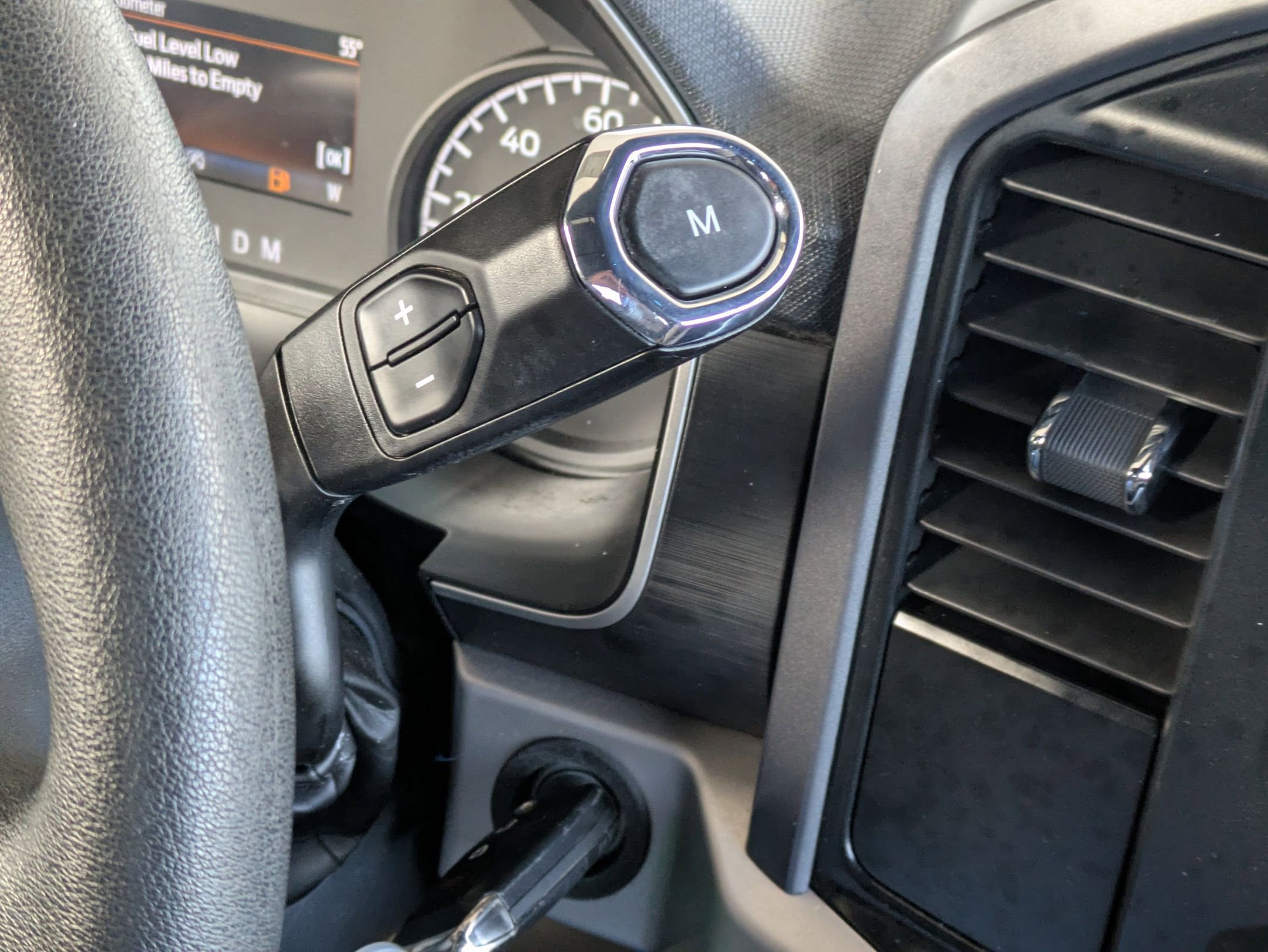 Used 2023 Ford F150 XLT image 32