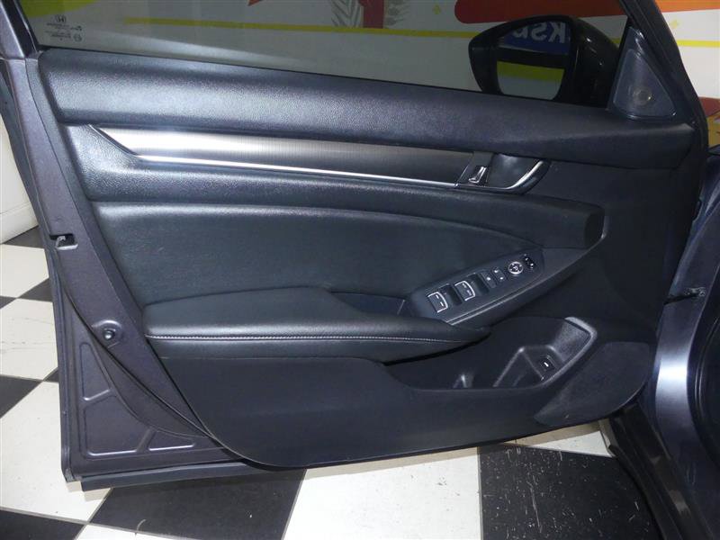 Used 2020 Honda Accord Sport image 22
