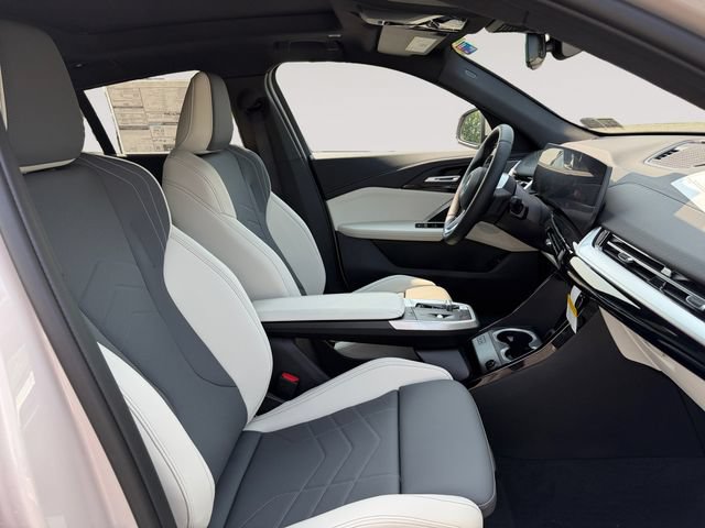 New 2026 BMW X2 xDrive28i w/ Convenience Package AWD/4WD image 15