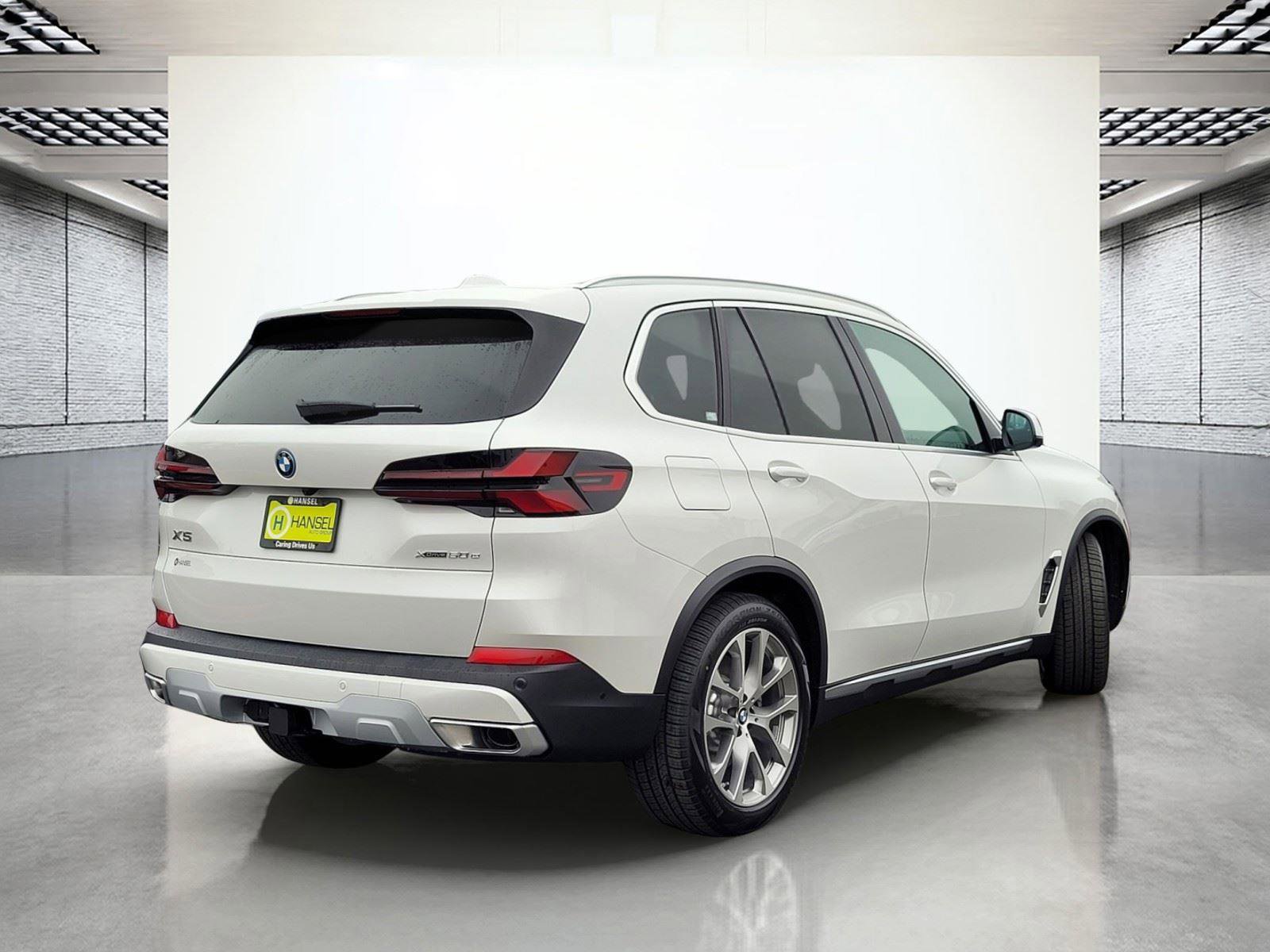 New 2026 BMW X5 xDrive50e w/ Premium Package AWD/4WD image 6