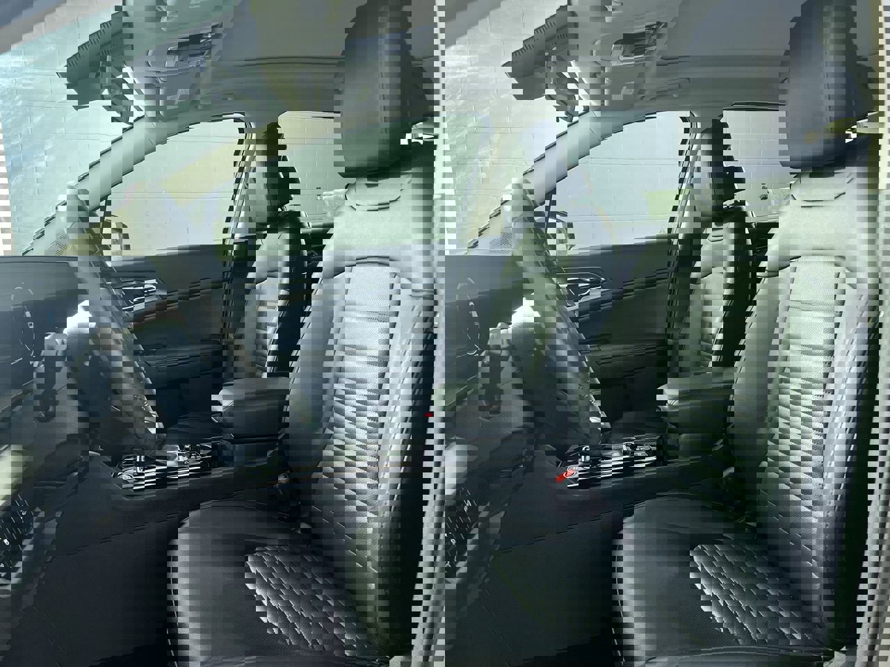 Used 2023 Kia Sportage SX image 14