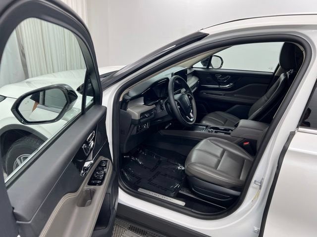 Certified 2025 Lincoln Corsair AWD image 12