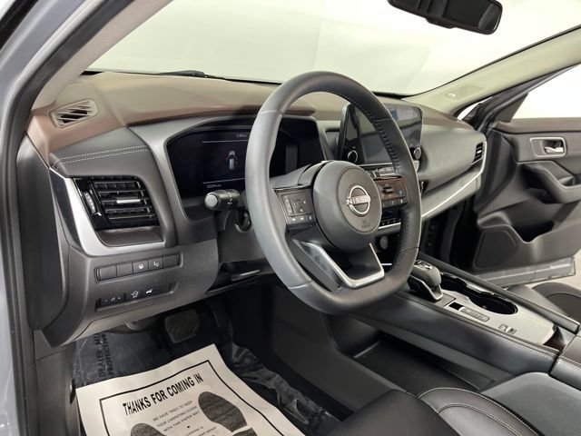 Used 2023 Nissan Rogue Platinum w/ Platinum Premium Package FWD image 21