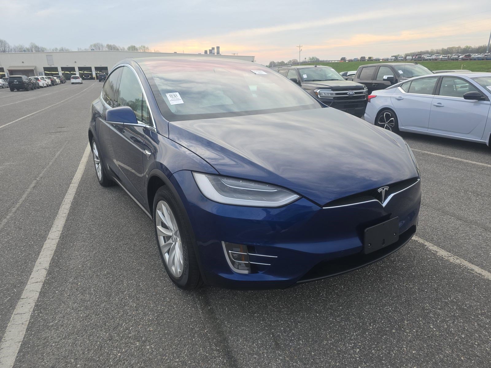 Used 2019 Tesla Model X Long Range image 3