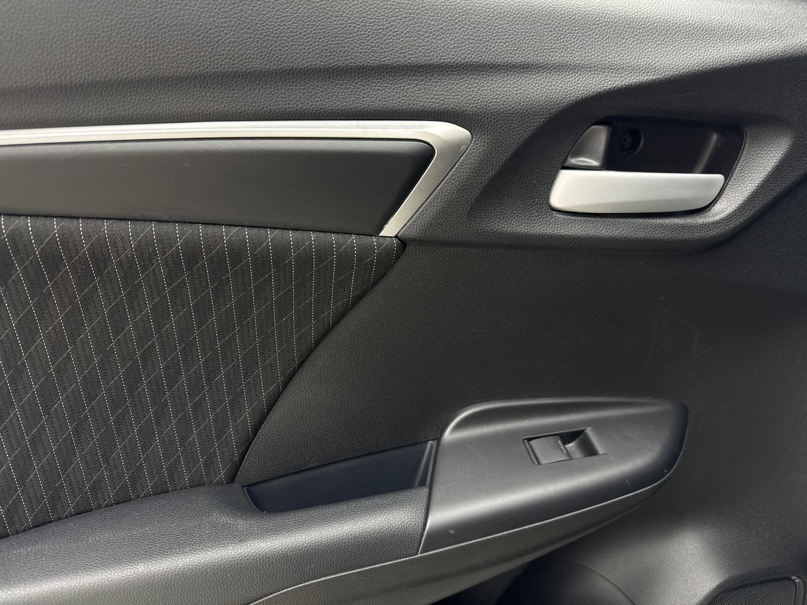 Used 2020 Honda Fit EX image 38