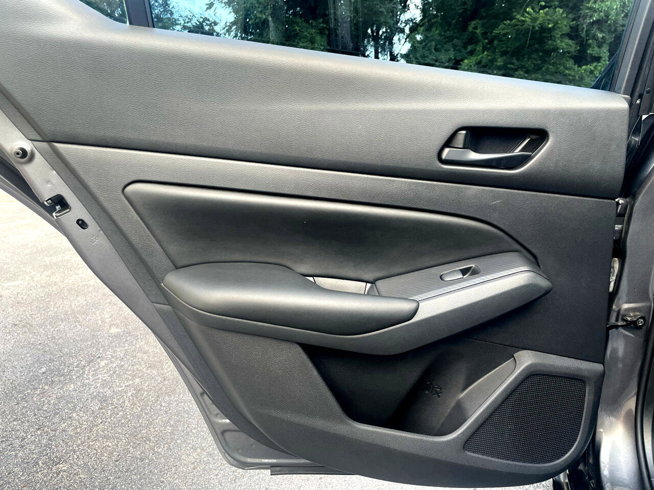 Used 2024 Nissan Altima 2.5 S image 14