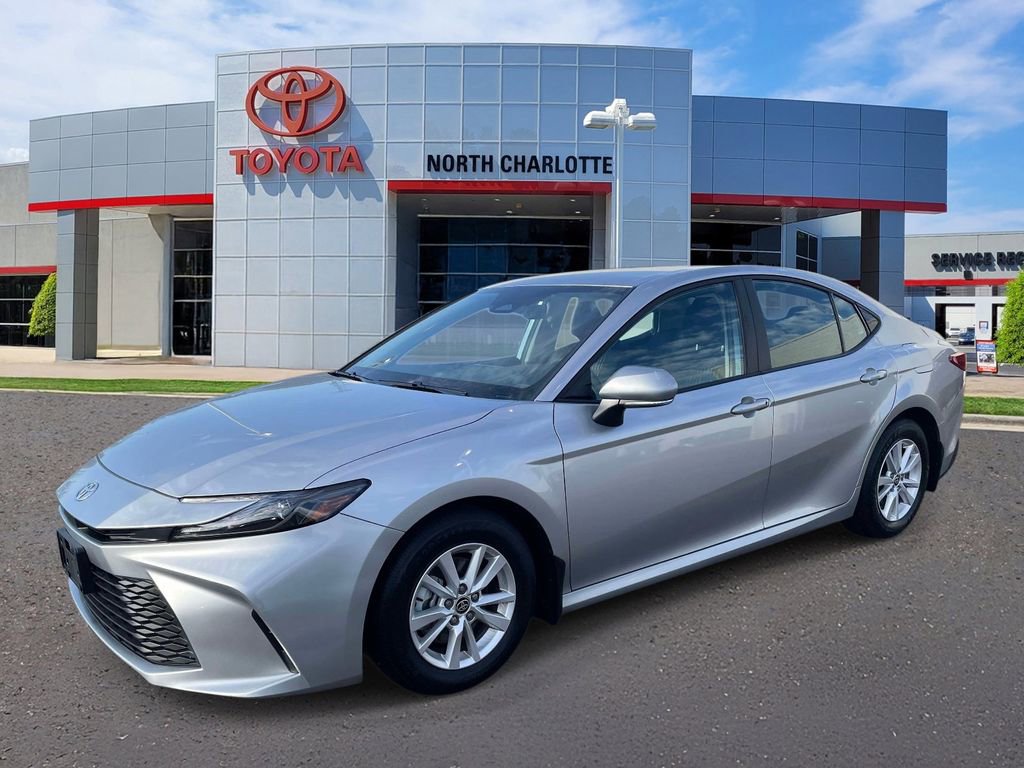 Used 2025 Toyota Camry LE w/ Convenience Package FWD image 6