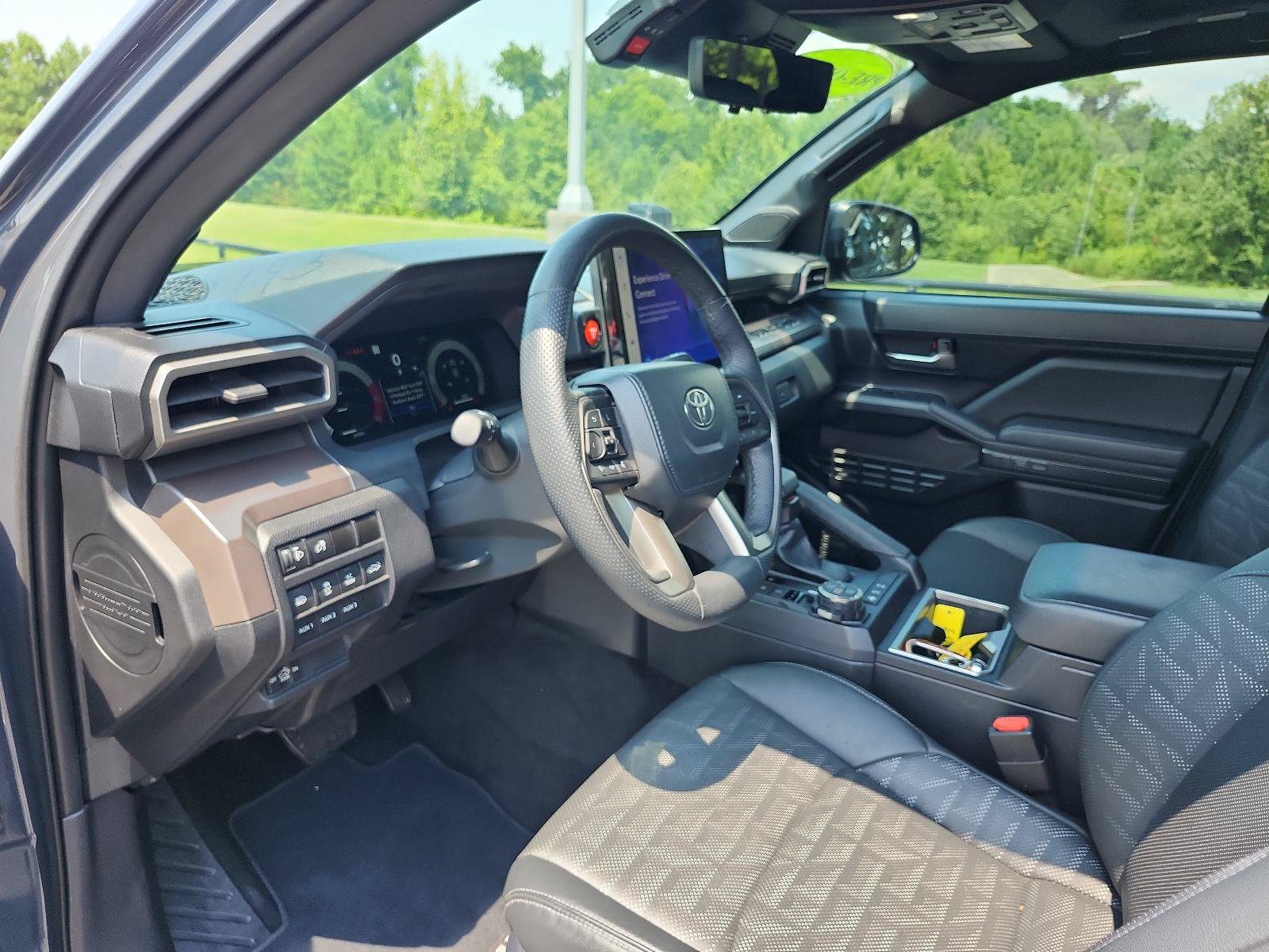 Used 2024 Toyota Tacoma TRD Off-Road w/ TRD Off Road Premium Package AWD/4WD image 16