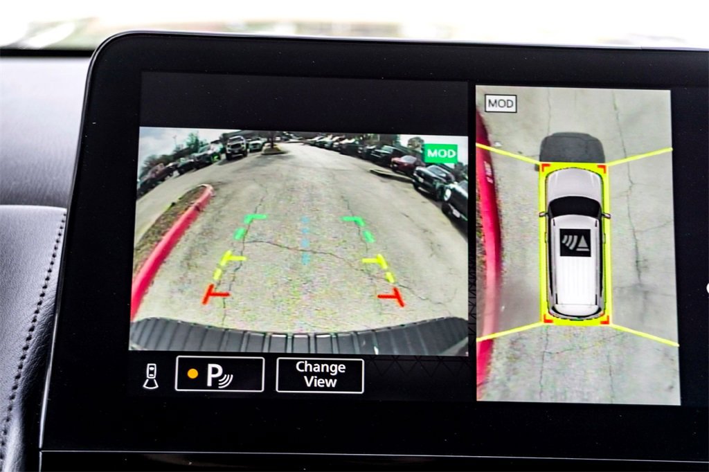 Used 2023 Nissan Armada SL w/ Captain's Chairs Package image 24