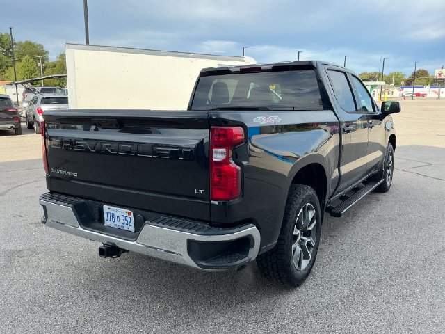Used 2024 Chevrolet Silverado 1500 LT AWD/4WD image 14