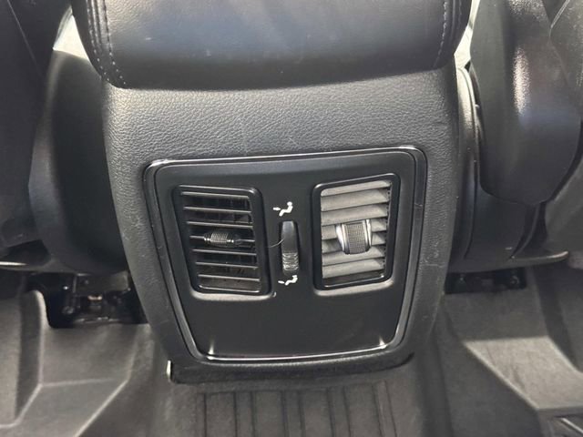 Used 2020 Jeep Grand Cherokee Laredo w/ Laredo X Package AWD/4WD image 18