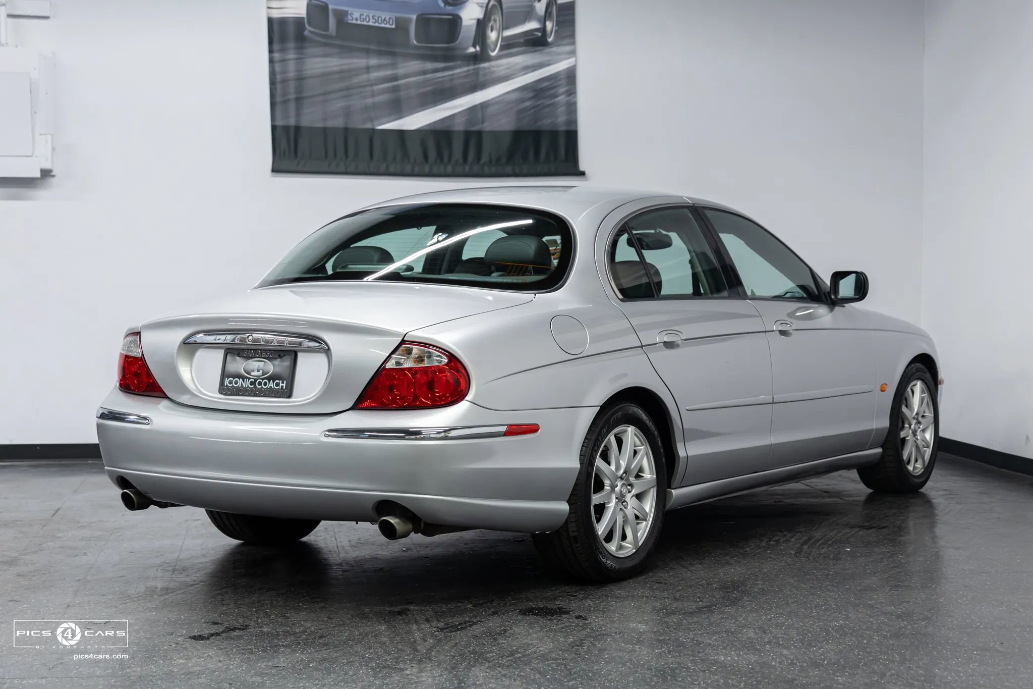 Used 2003 Jaguar S-TYPE 4.2 image 34