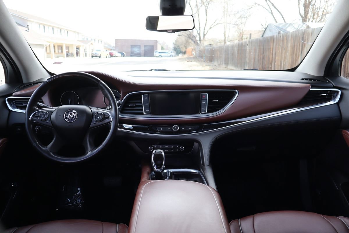 Used 2019 Buick Enclave Avenir w/ Avenir Technology Package image 16