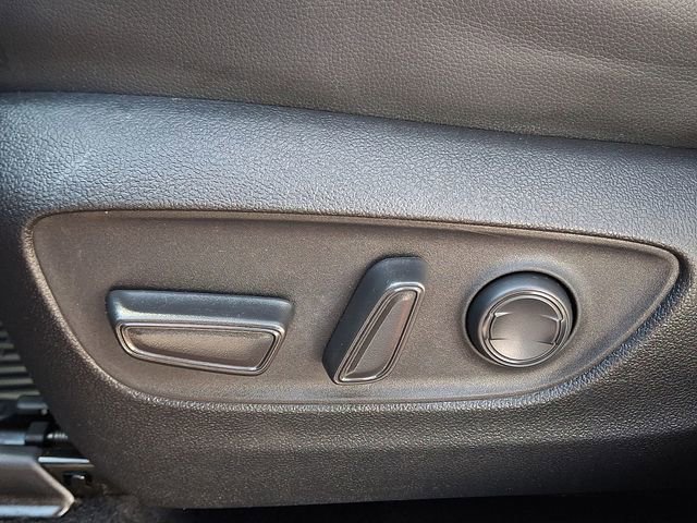 Used 2023 Toyota Highlander XSE image 27